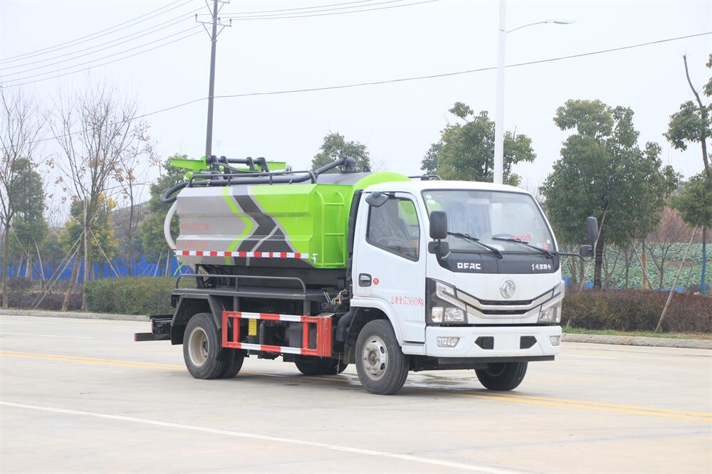 6方清洗吸污車(chē)-程力東風(fēng)多利卡6方清洗吸污兩用車(chē)廠家價(jià)格